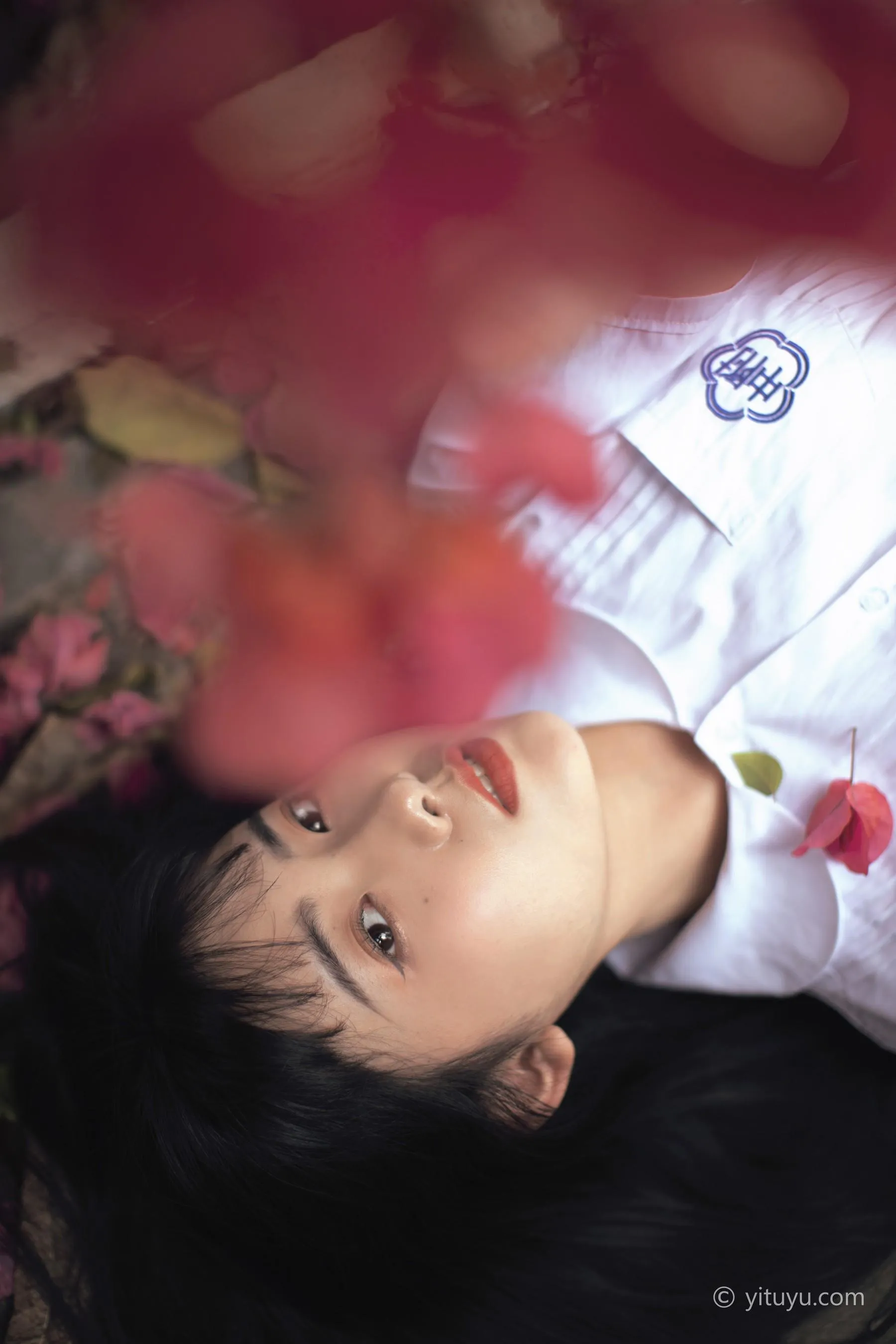 [YITUYU艺图语]2021.04.28 花季 黄子卿 [27P]插图7